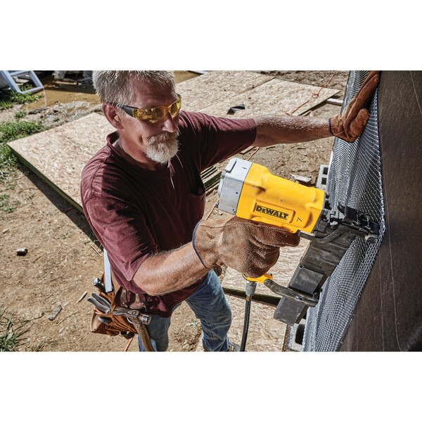16-Gauge Wide Crown Lathing Stapler